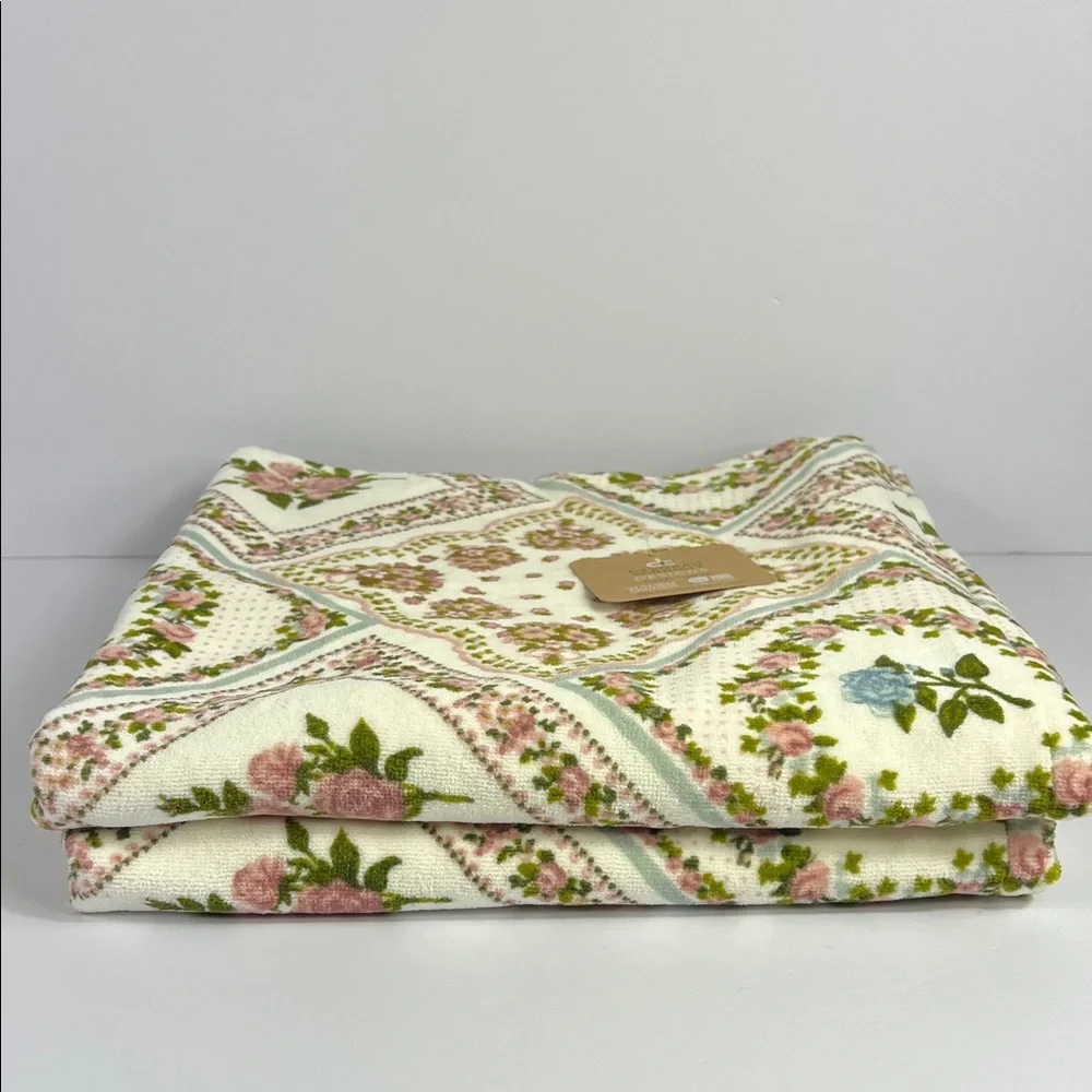 Deborah Connolly Bath Towel Set Floral Print Cream Pink Blue Velour Set of 2 NEW